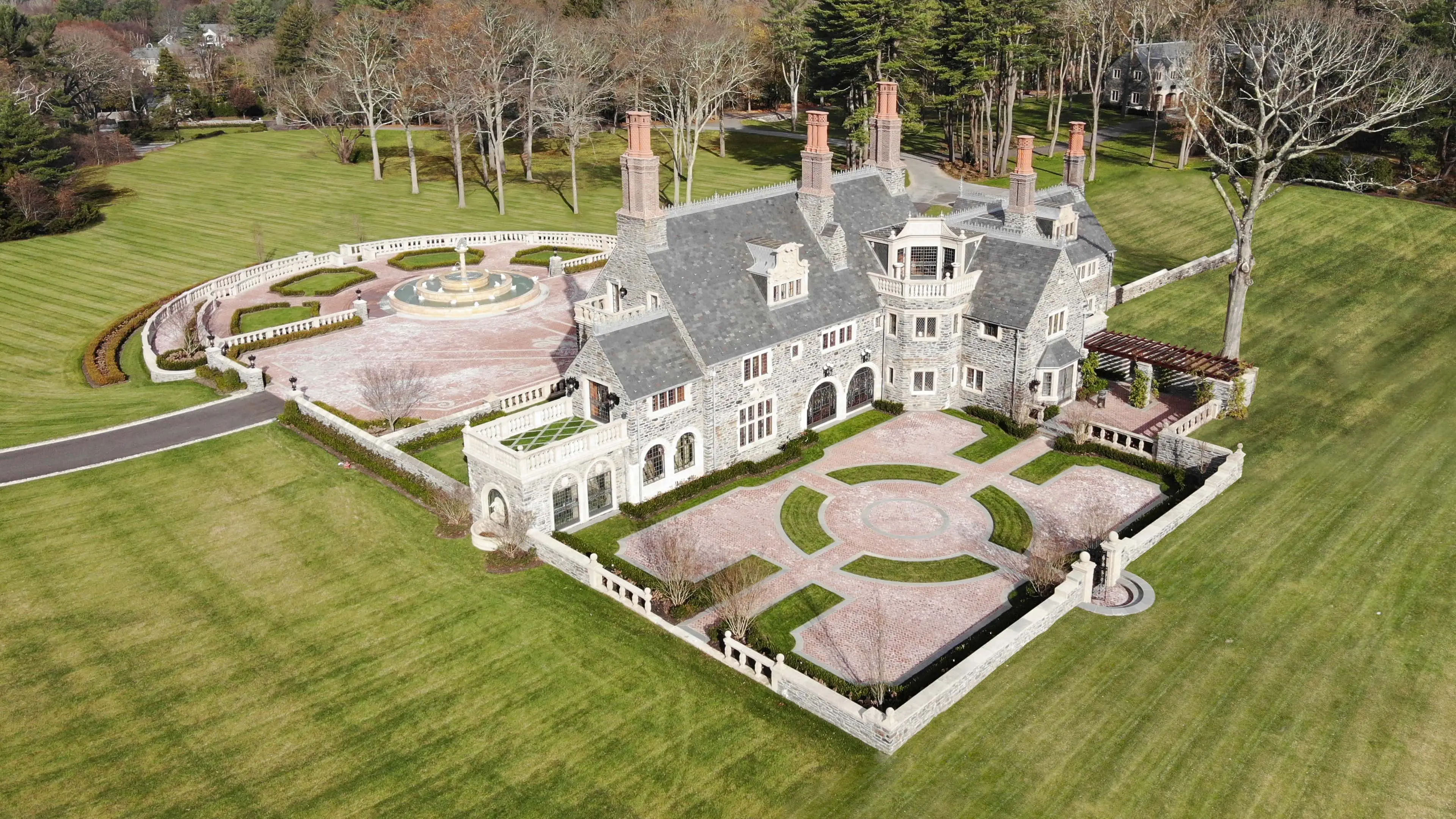 costswold_mansion_image